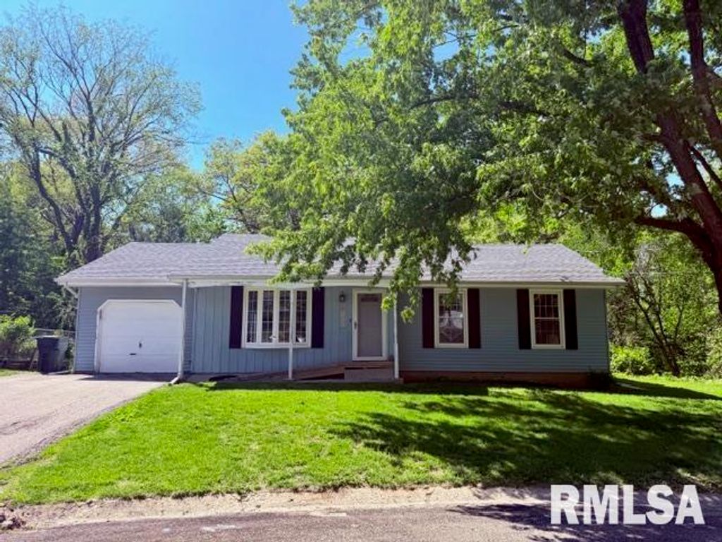 1321 N SCHNEBLIN Court, Peoria, IL 61604