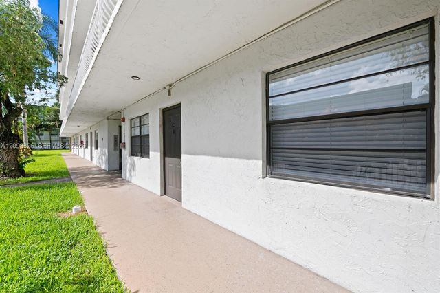 500 NE 2nd Street 225, Dania Beach, FL 33004