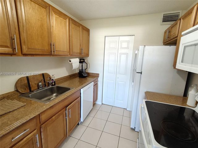 500 NE 2nd Street 225, Dania Beach, FL 33004