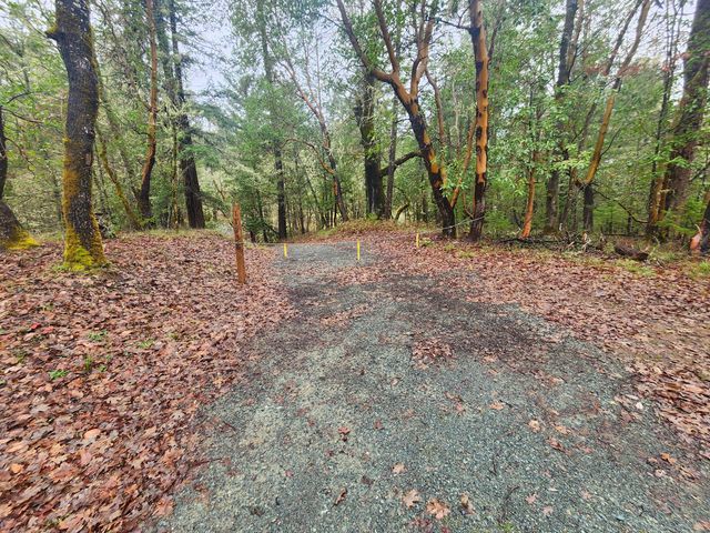 11238 E Evans Creek Road, Rogue River, OR 97537