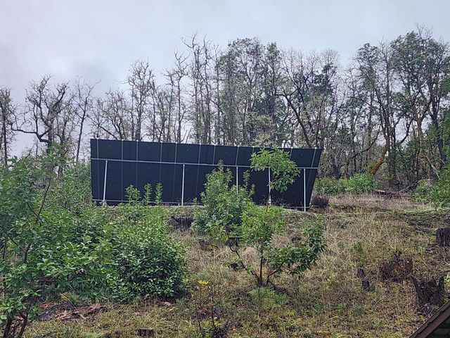 11238 E Evans Creek Road, Rogue River, OR 97537