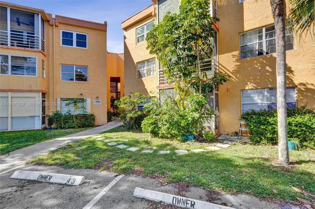 4314 NW 9th Avenue 33D, Deerfield Beach, FL 33064
