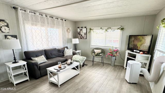 303 S Recker Road 62, Mesa, AZ 85206