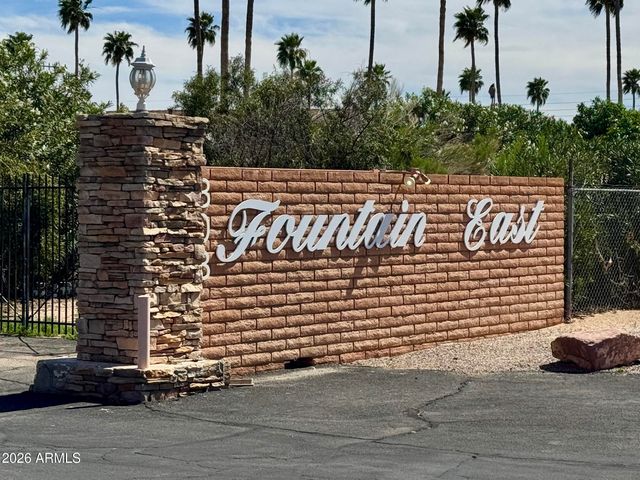 303 S Recker Road 62, Mesa, AZ 85206