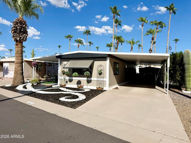 303 S Recker Road 62, Mesa, AZ 85206