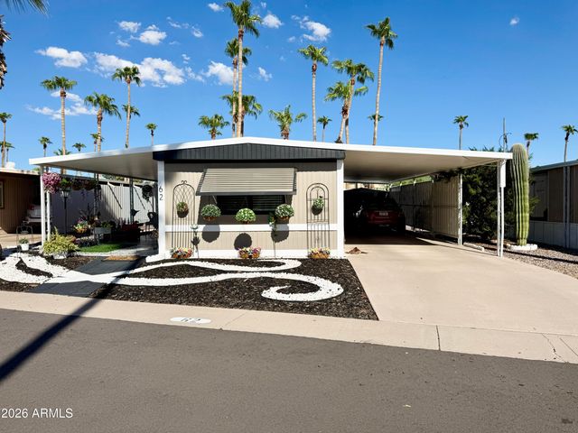 303 S Recker Road 62, Mesa, AZ 85206