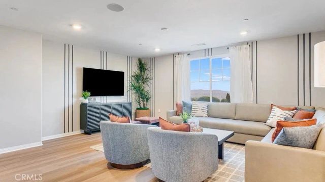 14307 Chaffey Street, Hesperia, CA 92345