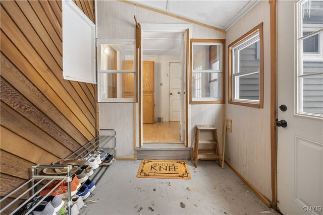 213 East Hamilton Avenue, Sherrill, NY 13461