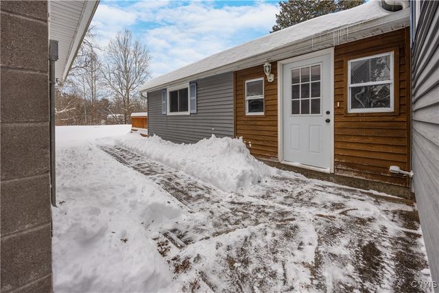 213 East Hamilton Avenue, Sherrill, NY 13461