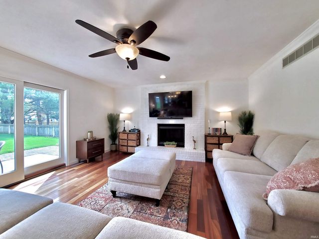 51020 Ashley Drive, Granger, IN 46530