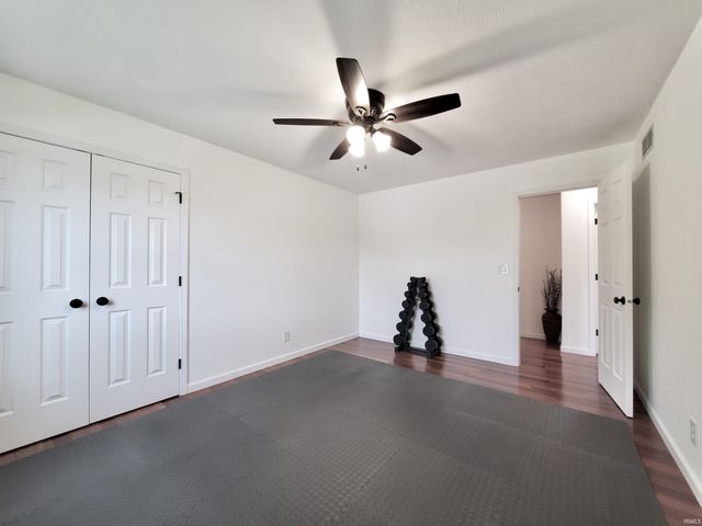 51020 Ashley Drive, Granger, IN 46530