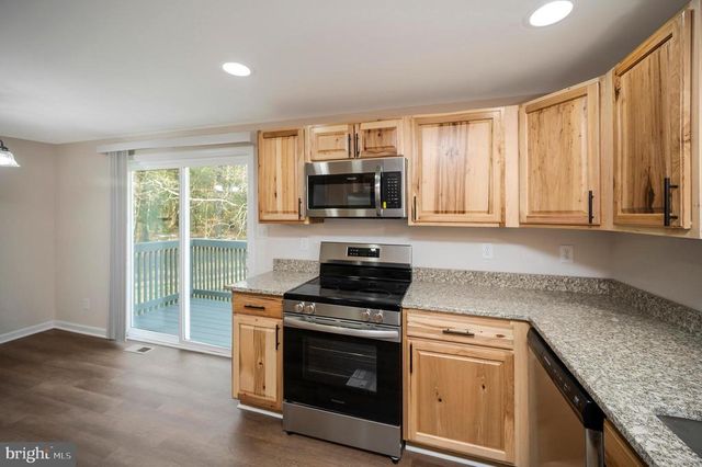 5200 HAMS FORD RD, Woodford, VA 22580