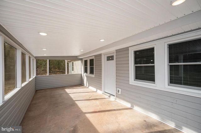 5200 HAMS FORD RD, Woodford, VA 22580