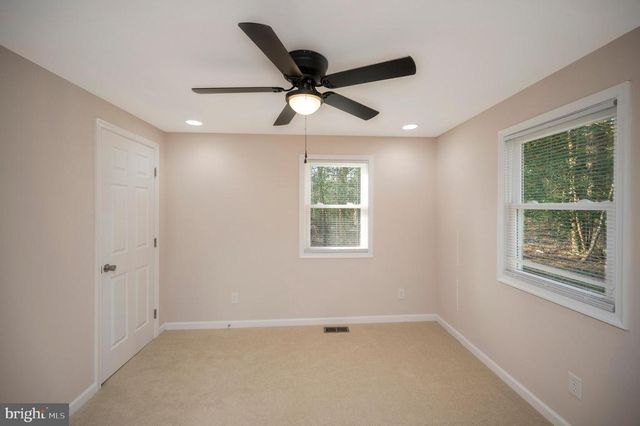 5200 HAMS FORD RD, Woodford, VA 22580