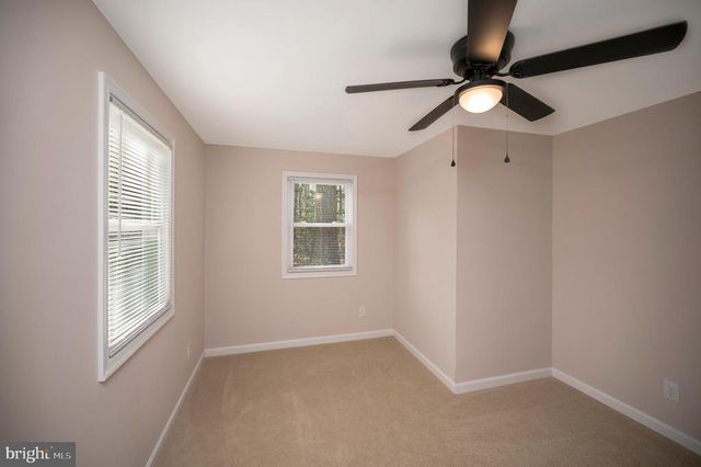 5200 HAMS FORD RD, Woodford, VA 22580