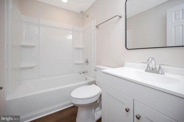 5200 HAMS FORD RD, Woodford, VA 22580