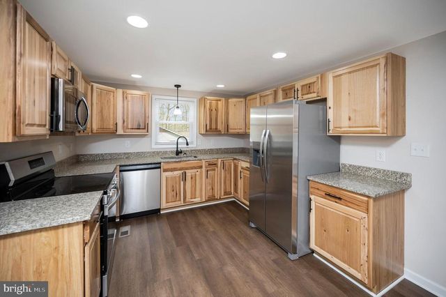 5200 HAMS FORD RD, Woodford, VA 22580