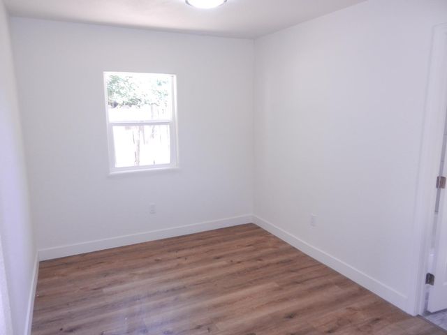 2413 S Sierra Vista Avenue, Fresno, CA 93725