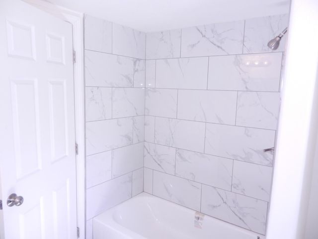 2413 S Sierra Vista Avenue, Fresno, CA 93725