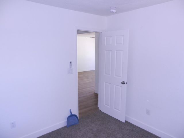 2413 S Sierra Vista Avenue, Fresno, CA 93725