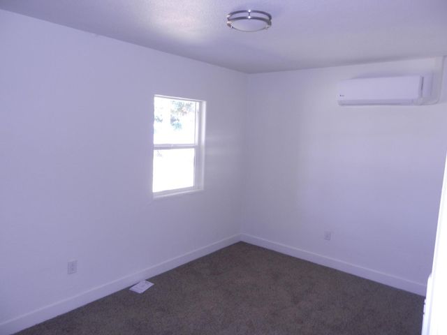 2413 S Sierra Vista Avenue, Fresno, CA 93725