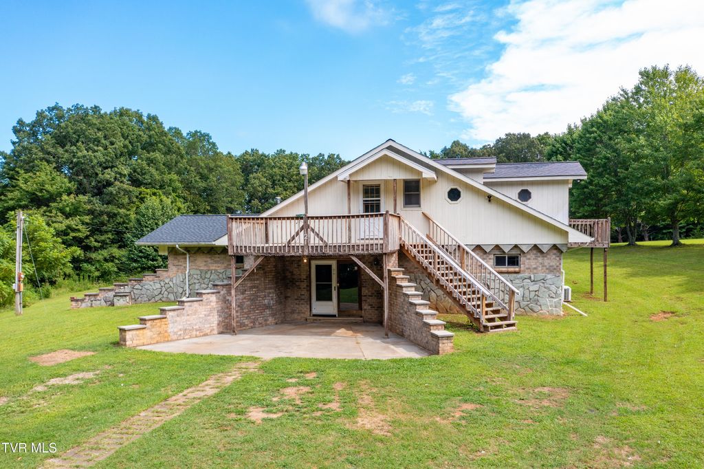 121 Dee Runion Road, Jonesborough, TN 37659