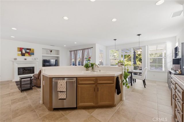 2273 Swift Fox Court, Simi Valley, CA 93065
