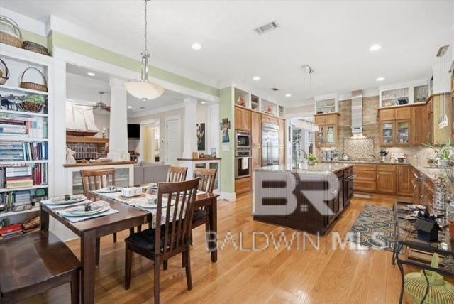 6100 Oakwood Lane, Fairhope, AL 36532