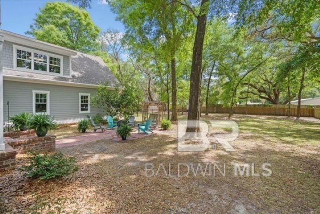 6100 Oakwood Lane, Fairhope, AL 36532