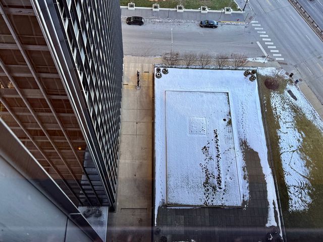 900 N Lake Shore Drive 2405, Chicago, IL 60611
