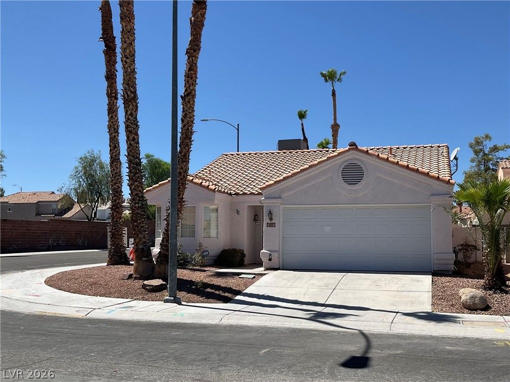 417 Cherry Meadows Court, Las Vegas, NV 89145 — photo 3