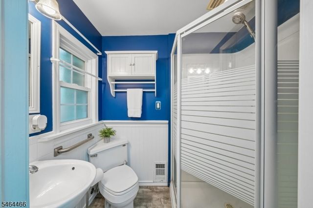 2382 Longfellow Ave, Scotch Plains Twp., NJ 07076