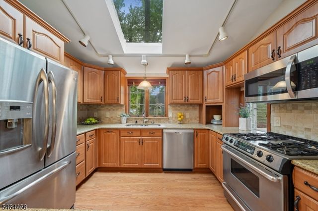 2382 Longfellow Ave, Scotch Plains Twp., NJ 07076