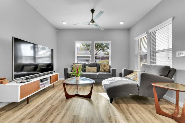 1565 Fiji Street, Dallas, TX 75203