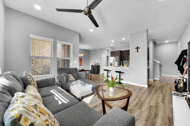 1565 Fiji Street, Dallas, TX 75203