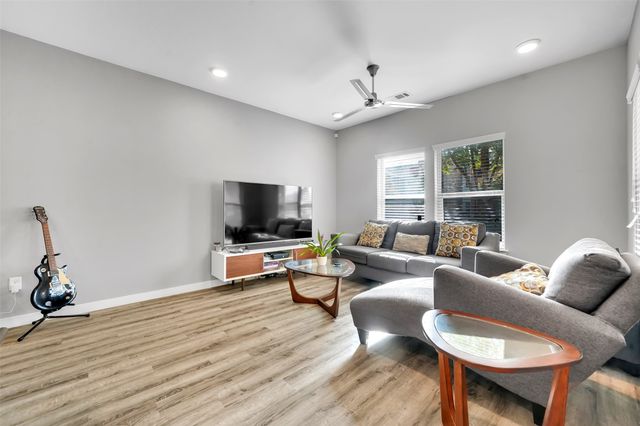 1565 Fiji Street, Dallas, TX 75203