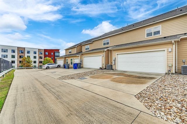 1565 Fiji Street, Dallas, TX 75203