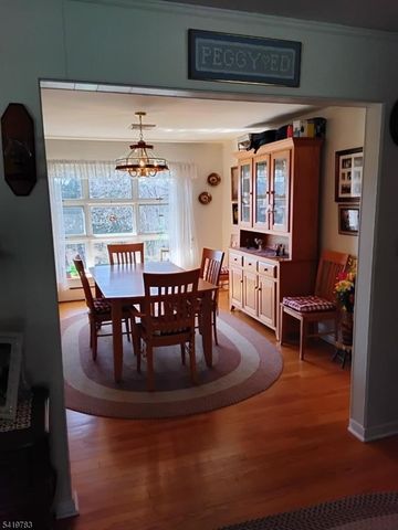 831 Uniontown Rd, Lopatcong Twp., NJ 08865