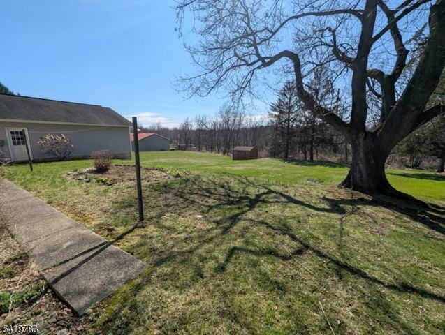 831 Uniontown Rd, Lopatcong Twp., NJ 08865