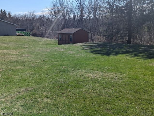 831 Uniontown Rd, Lopatcong Twp., NJ 08865