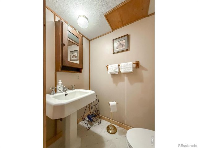 2508 Riverside Drive, Lyons, CO 80540