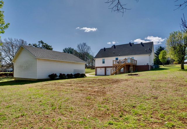 145 S Palmers Chapel Rd, White House, TN 37188