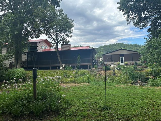 50 Flax Drive, Murphy, NC 28906