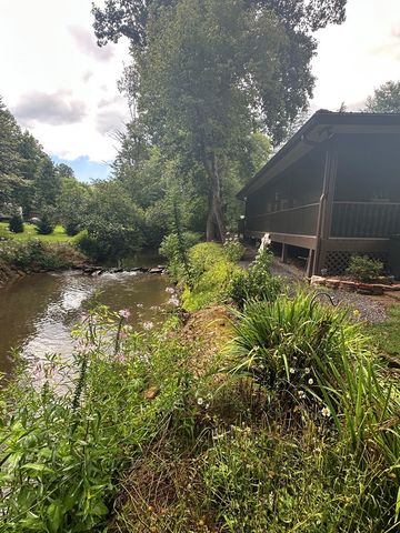 50 Flax Drive, Murphy, NC 28906