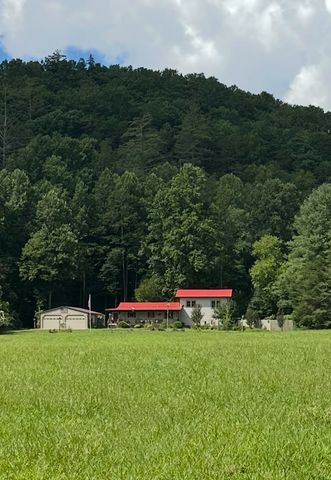 50 Flax Drive, Murphy, NC 28906