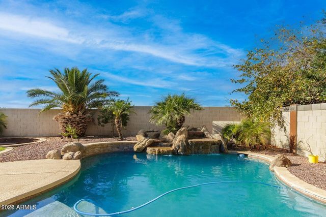 9124 W ELM Street, Phoenix, AZ 85037