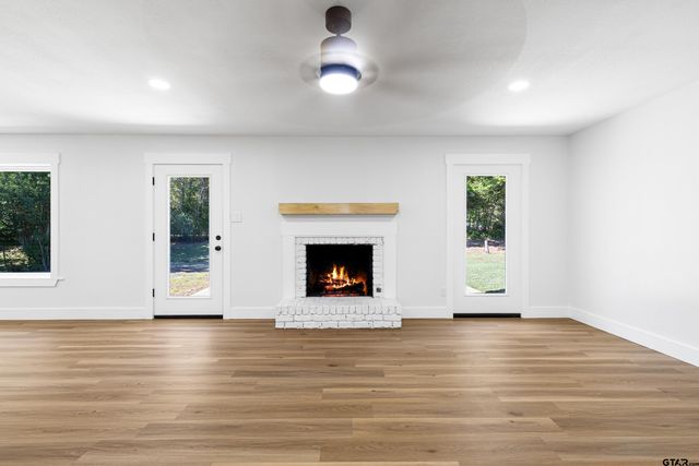 1907 Beth Dr., Longview, TX 75605