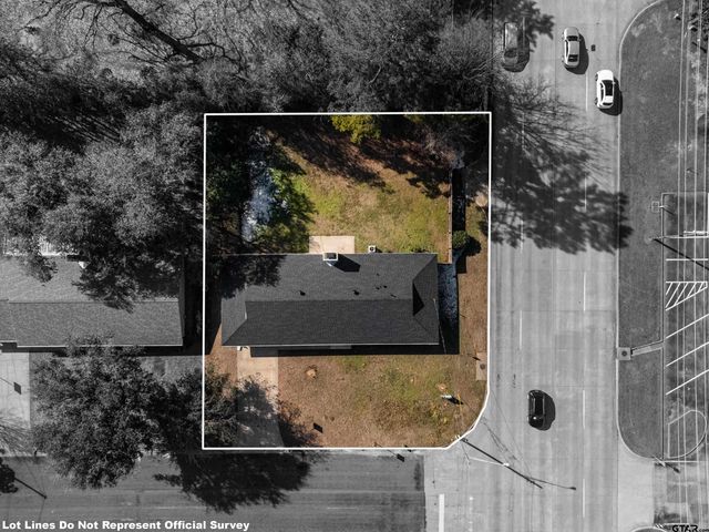 1907 Beth Dr., Longview, TX 75605