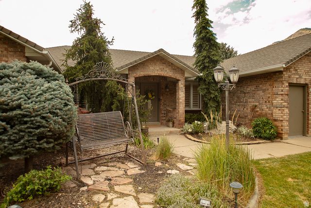 1532 E 2525 N, North Ogden, UT 84414