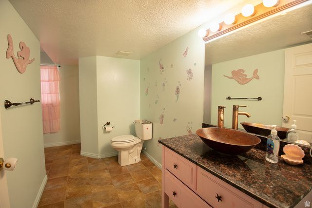1532 E 2525 N, North Ogden, UT 84414